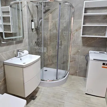 Apartamento Alezzy Beach & Spa - Prima Linie La Mare Piscina,jacuzzi,sauna Năvodari