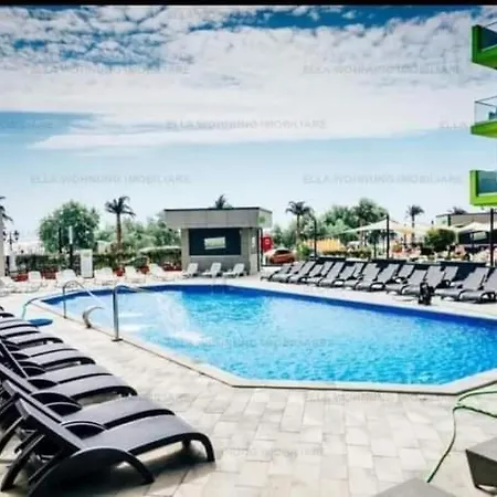 Alezzy Beach & Spa - Prima Linie La Mare Piscina,jacuzzi,sauna Apartamento Năvodari